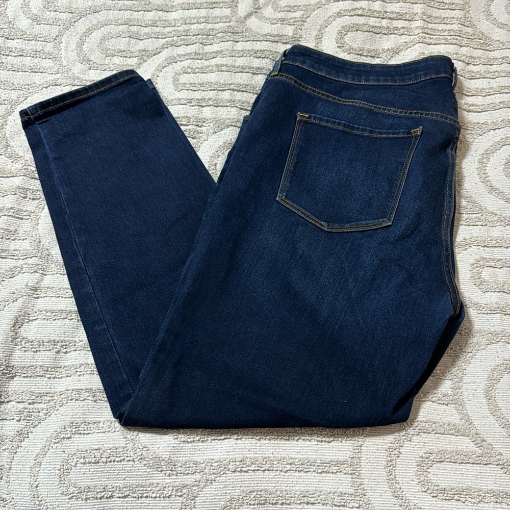 Old Navy power slim straight mid-rise jeans